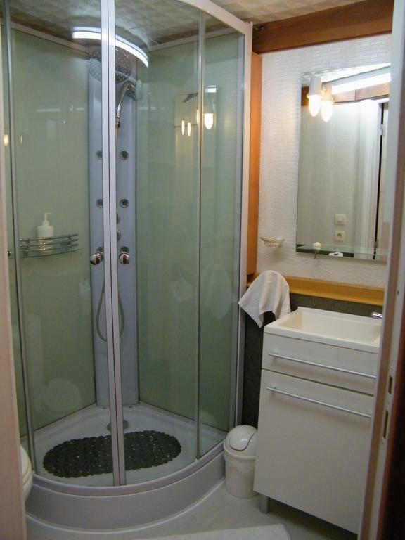 Chambres D'Hotes La Maison Sur Le Port Meze Ruang foto