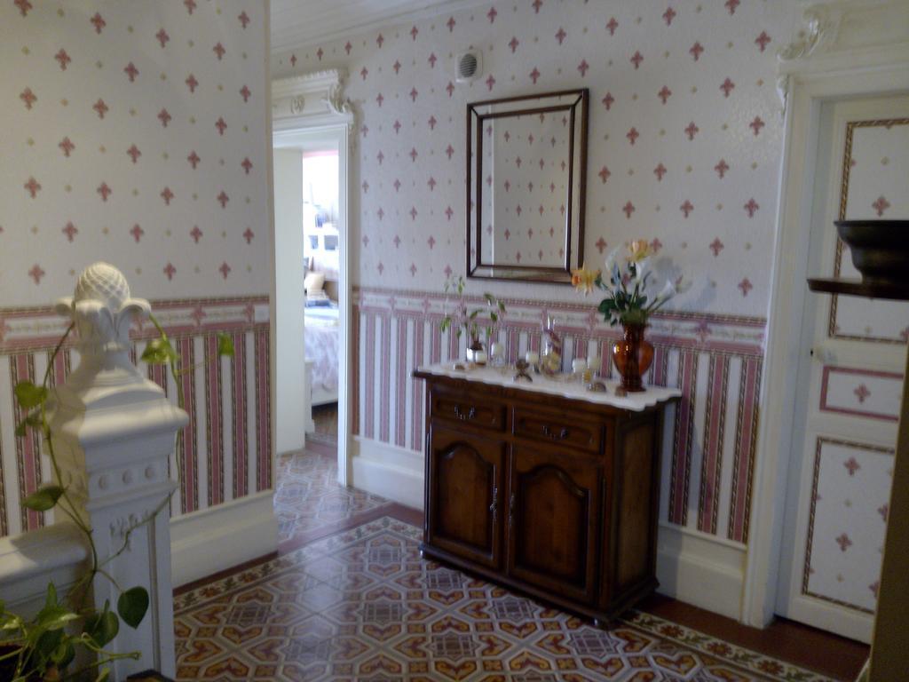 Chambres D'Hotes La Maison Sur Le Port Meze Bagian luar foto